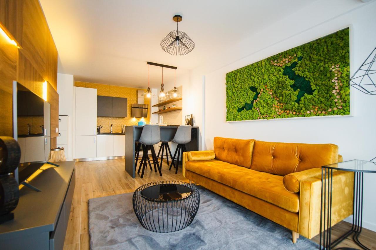 Magnificent Home At Prima Residence Oradea Exteriör bild